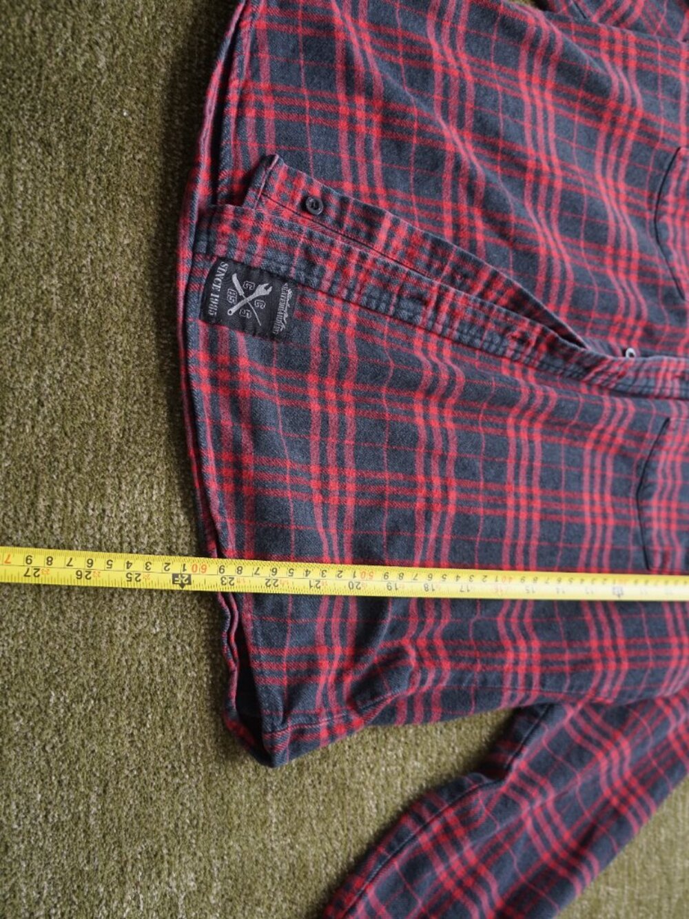 CCS Skateboarding Black & Red Plaid Flannel 🖤❤️ - Picture 5 of 6